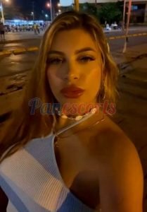 Mariana is a blonde beauty who has a stunning face and a great physique.