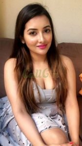 Bollywood Backstage Dancer Seeking Long Term Relationship in Pune