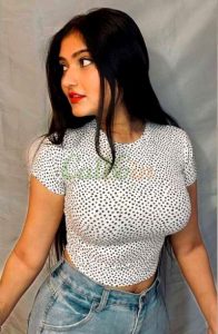 Aaisha passionate model call girl for fun in pune