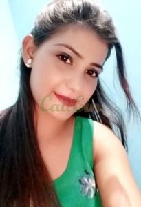 Indulge in the kinkiest sex possible with Saniya, a woman who likes to get wet and dirty.