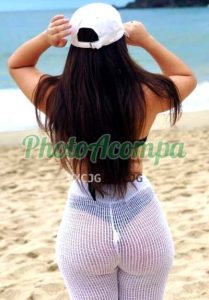 Isabela Lacerda is a lady with ample proportions and a lot of sexual allure.