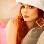 Rafaela, a redhead with authentic, genuine, and very flaming photographs.