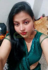 Riya is a cheap woman who can give you good times.