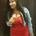 Harnoor is an excellent escort girl in Amritsar for service